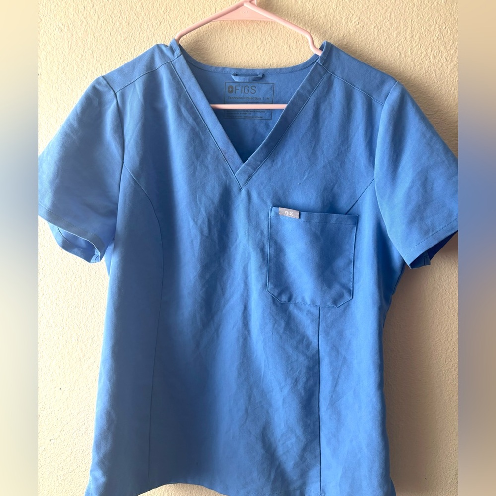 Figs Scrub Top